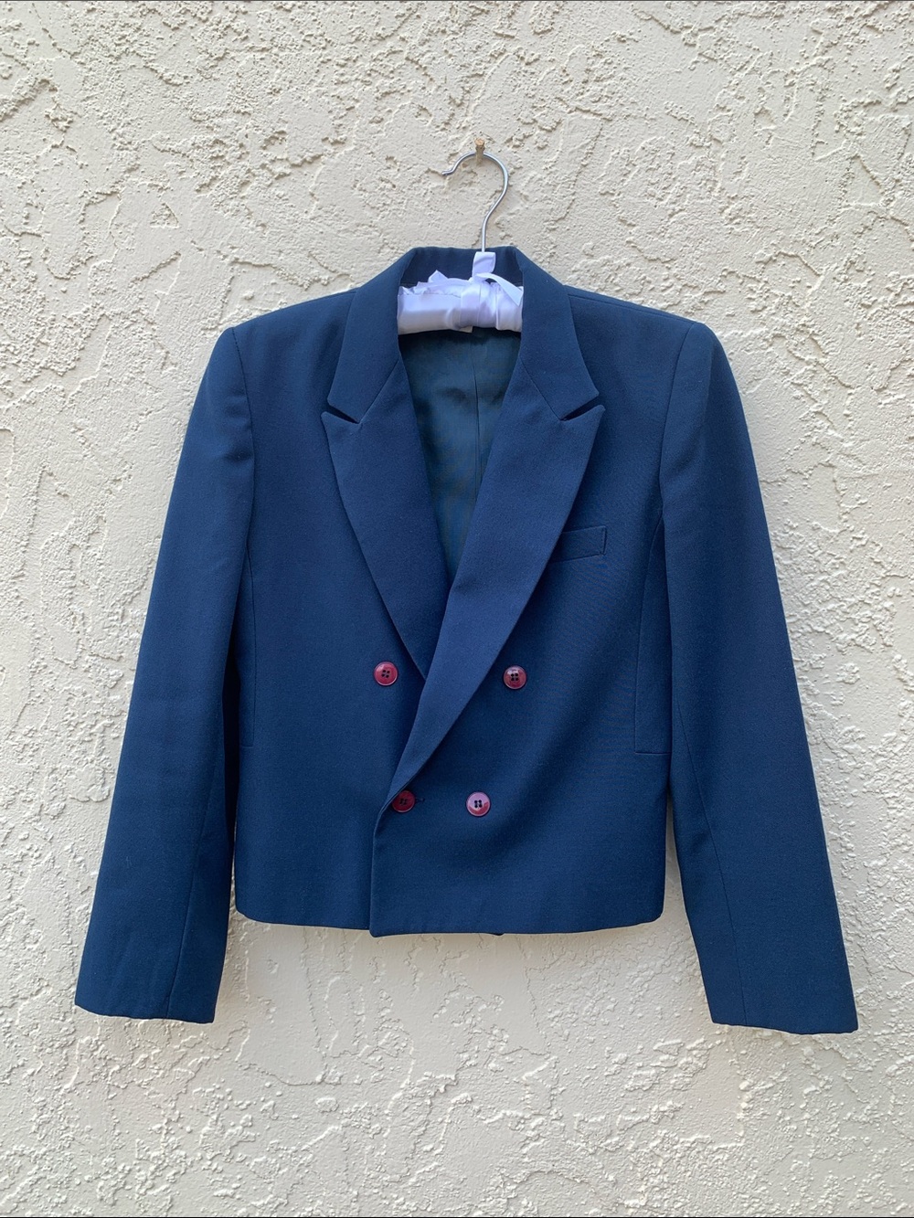 VINTAGE 80s - Petite Navy Blazer with Red Button